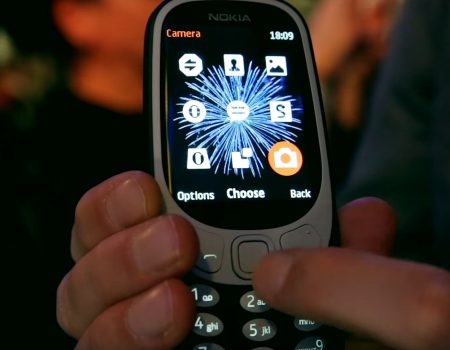Nokia 3310 „Das Nokia 3310 frisch vorgestellt von Curved bei einem Hands-On“