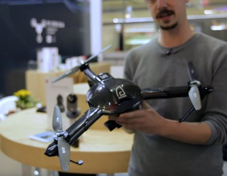 Yi Erida „Die 120-km/h-Drohne bei Curved mit einem Hands-On“